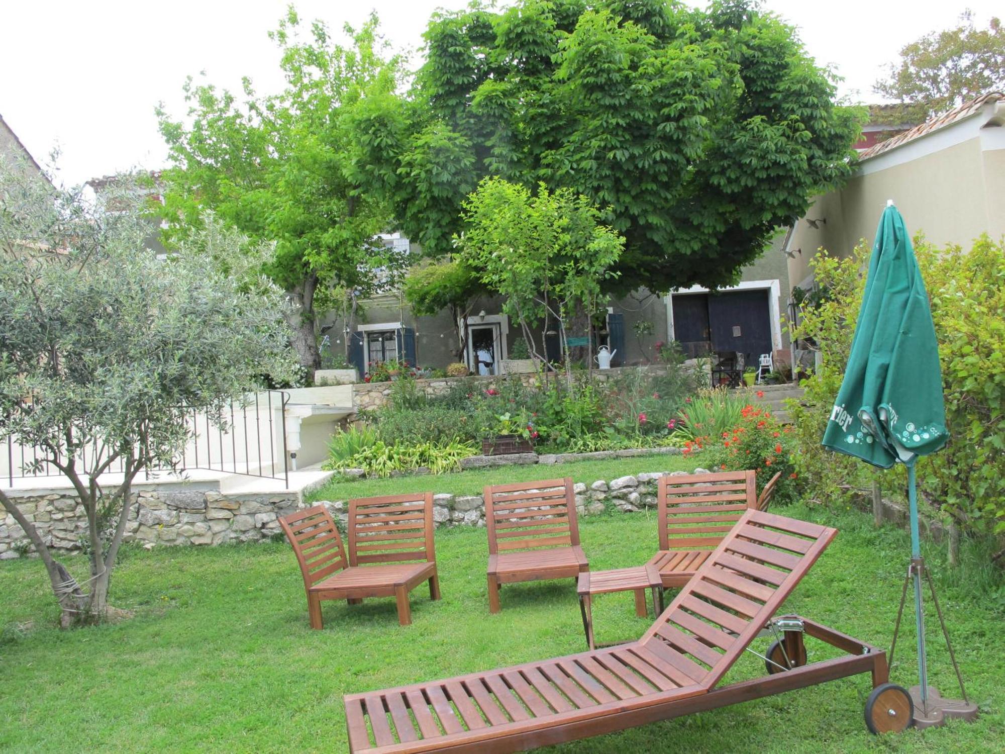 Lou Cardalines Bed & Breakfast Bedoin Bagian luar foto