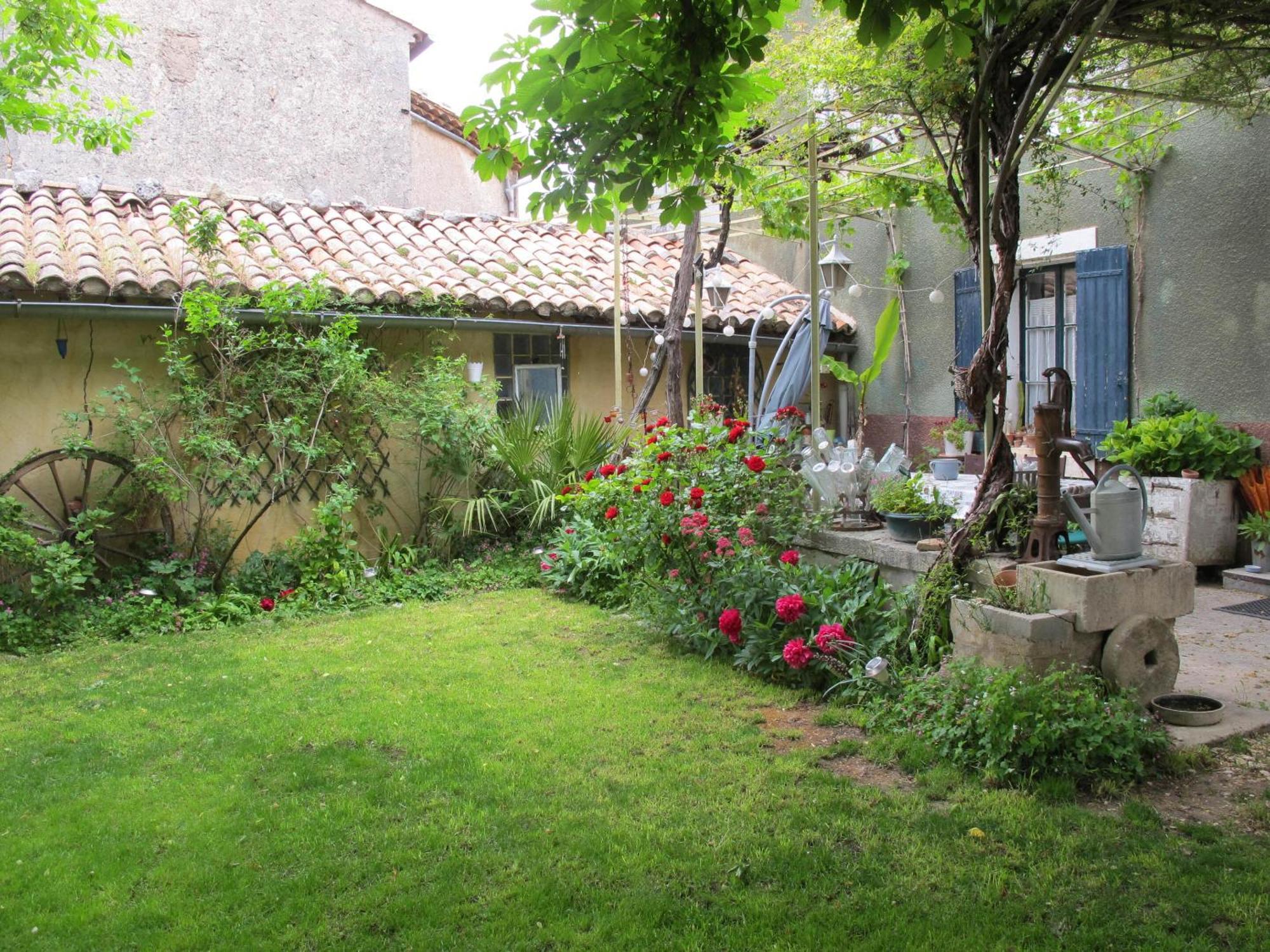 Lou Cardalines Bed & Breakfast Bedoin Bagian luar foto