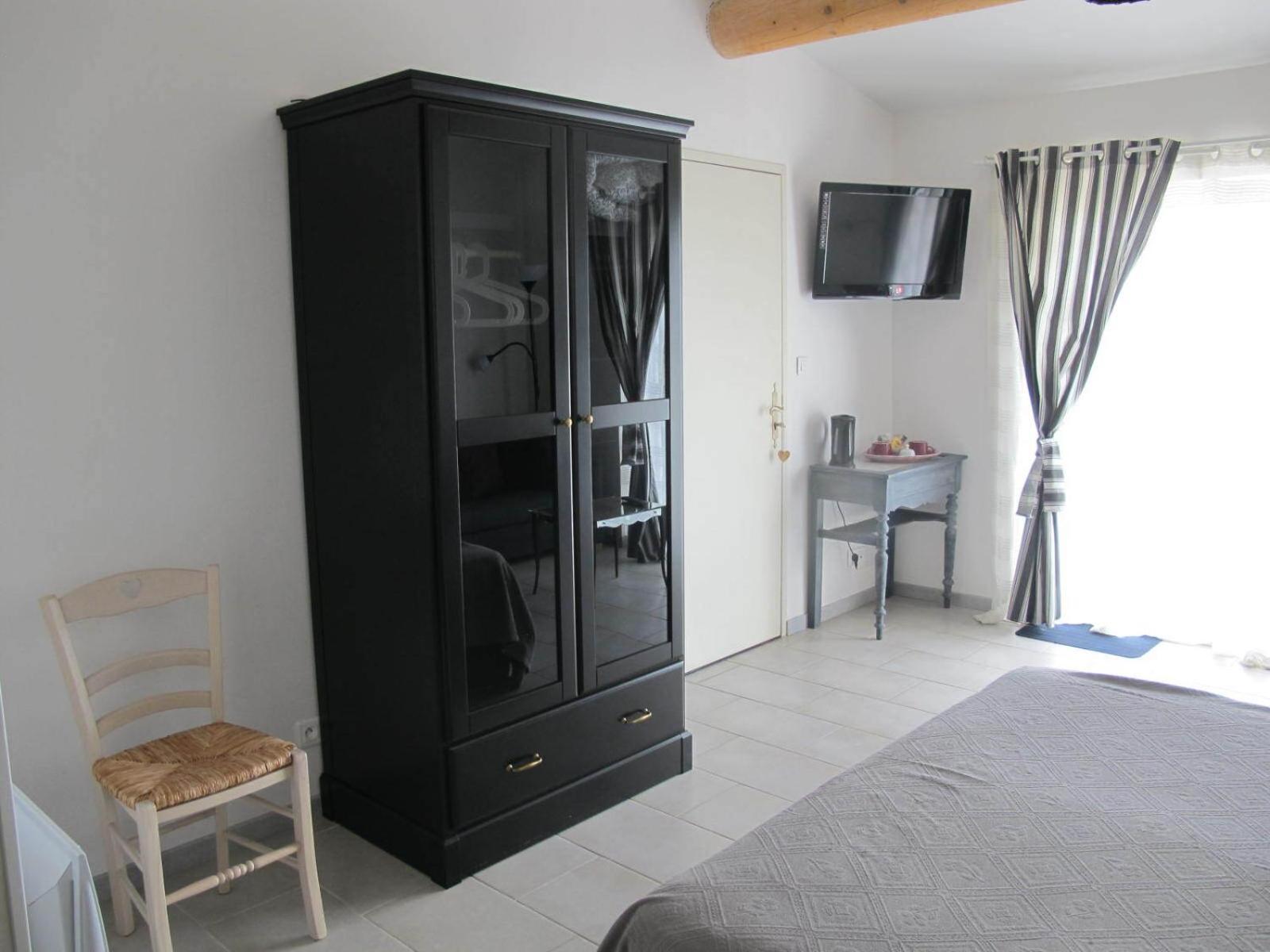 Lou Cardalines Bed & Breakfast Bedoin Bagian luar foto
